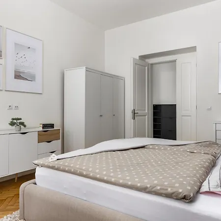 Stay2gether Buzz - O2 Arena - Sleeps 6 Lägenhet *