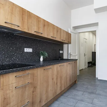 Apartment Stay2gether Buzz - O2 Arena - Sleeps 6 *